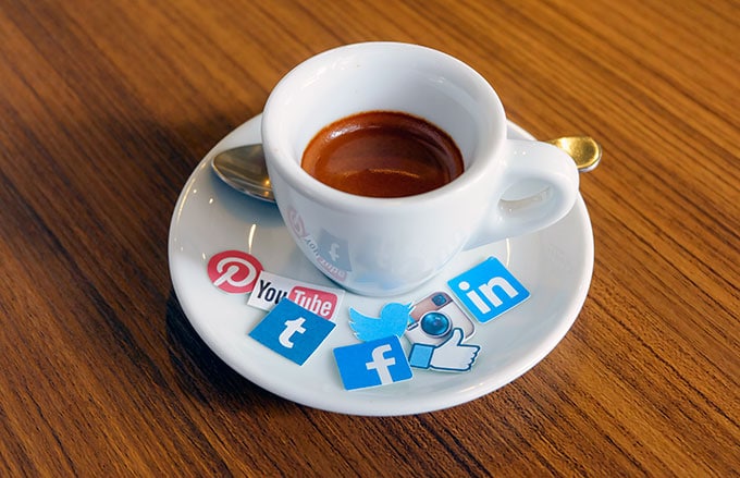 social media y redes sociales